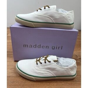 Madden Girl Skipper White Canvas Sneakers Shoes Women's Size 9 NEW